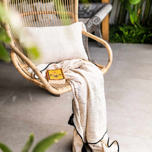 decke aus rohbaumwolle hitam 2