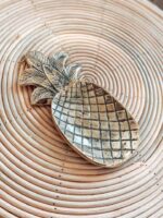 podstawka ananas z mosiadzu nenas