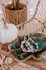 podstawka w ksztalcie dloni 1