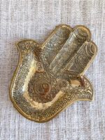 podstawka w ksztalcie dloni