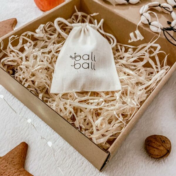 zestaw bizuterii z muszelek dark 2