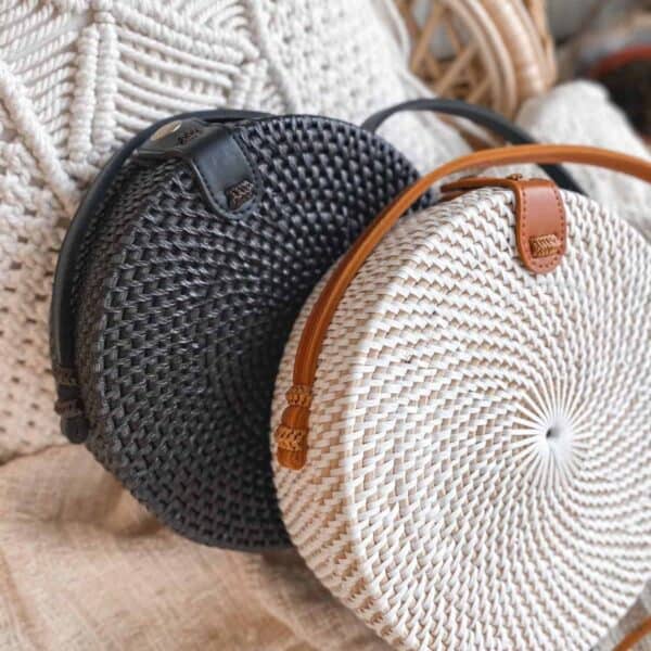 torebka rattanowa okragla