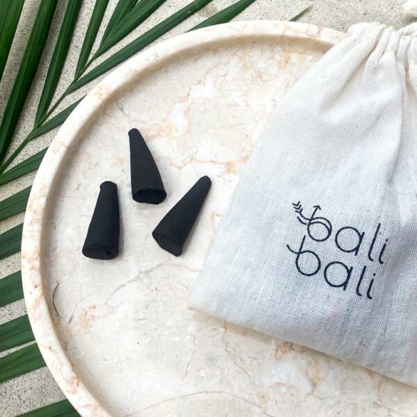 kadzidelka stozkowe z bali