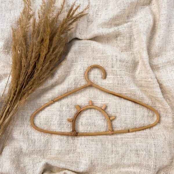 rattan kleiderbuegel herz 2