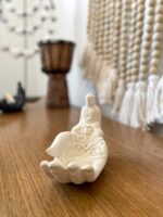 raeucherstaebchenhalter hand buddha grafit 18