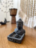 raeucherstaebchenhalter hand buddha grafit 4