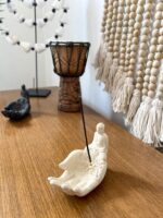 raeucherstaebchenhalter hand buddha grafit 9