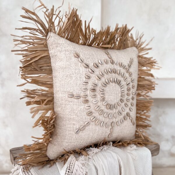 boho kissenbezug mit muscheln aris 4