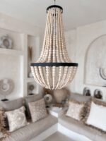 holzperlen kronleuchter ari 3