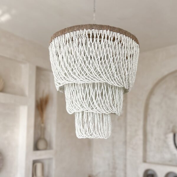 holzperlen kronleuchter weiss indah