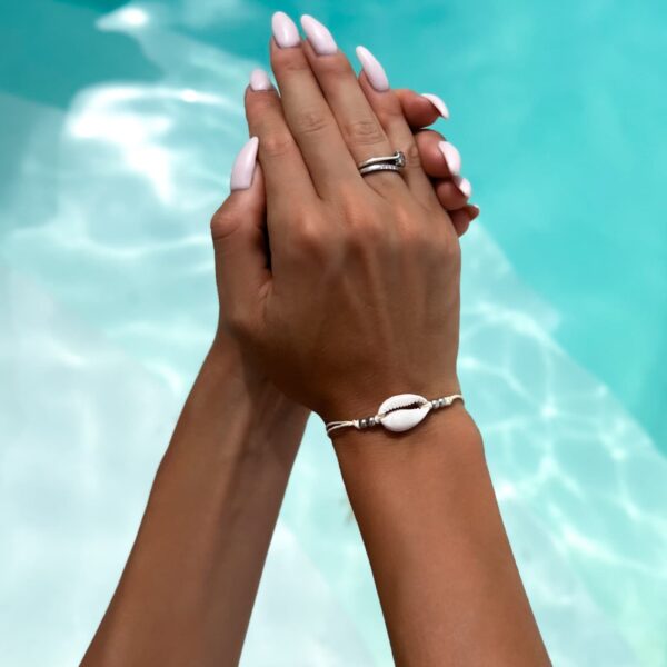 muschel armband creme