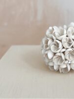 swiecznik ozdobny z muszli bialy 1.jpg