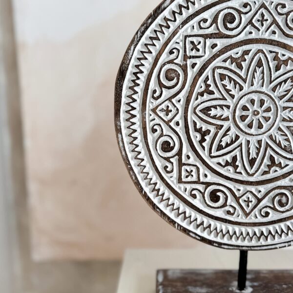 dekoracja okragla stojaca z bali 3.jpg