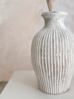 wazon dekoracyjny rzezbiony z drewna 2.jpg