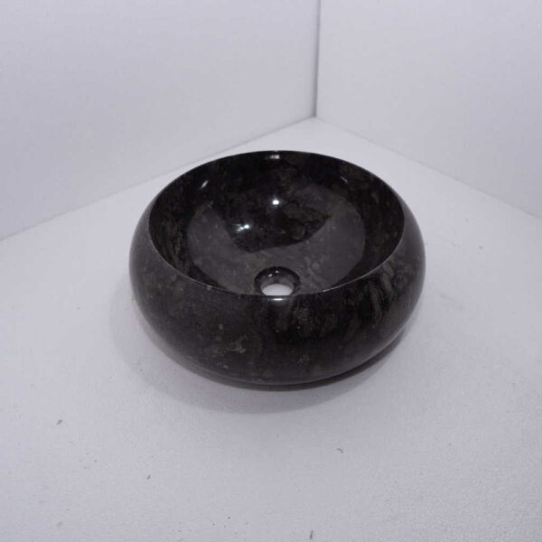 okragla umywalka z czarnego marmuru 3.jpg