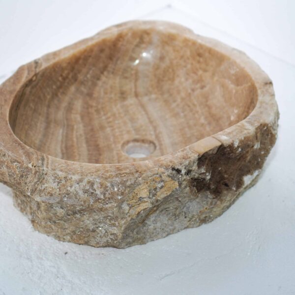 umywalka nablatowa z onyksu 1 scaled 1.jpg