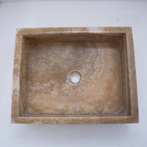 umywalka z kamienia naturalnego 1 scaled 1.jpg