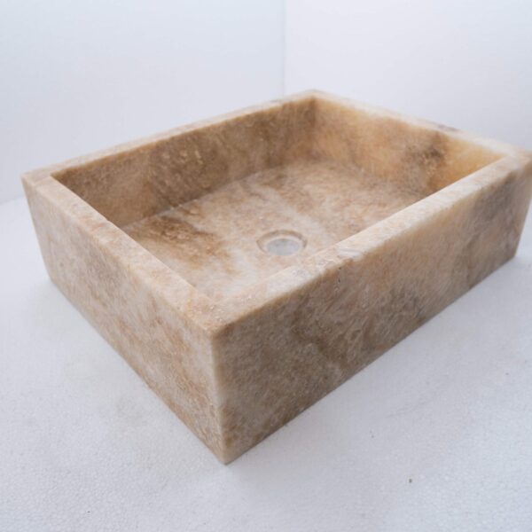 umywalka onyksowa jasny kamien 3 1 1 scaled 1.jpg