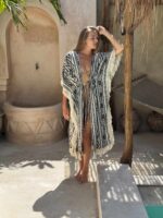 narzutka plazowa boho z fredzlami 5 1.jpg