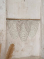 dekoracja scienna z drobnych muszelek 1.jpg